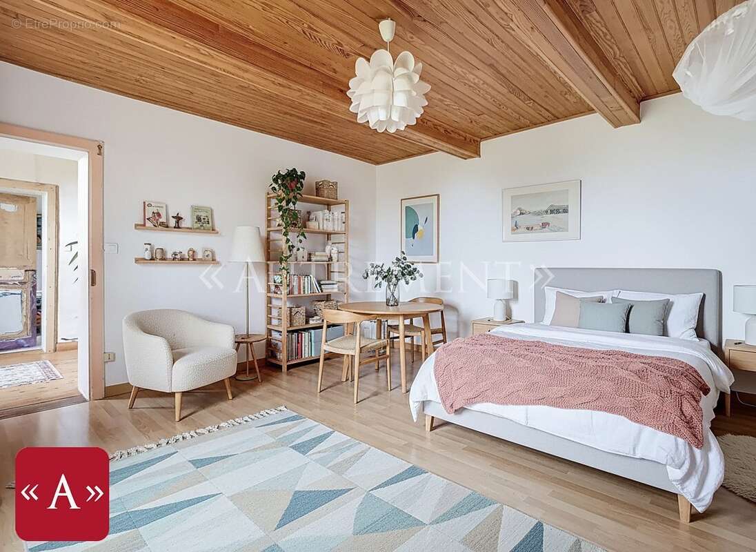 Maison à LISLE-SUR-TARN