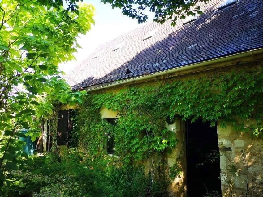 Maison à SAINTE-FOY-DE-LONGAS