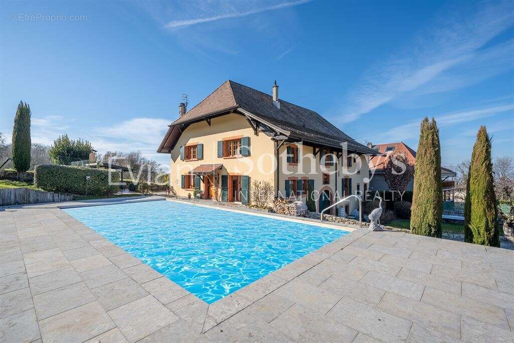 Maison à MAXILLY-SUR-LEMAN