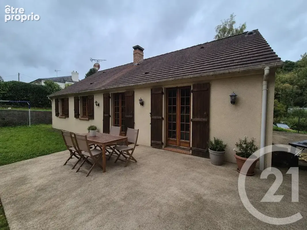 Maison 4 pièces 102 m² à vendre à Pont-Audemer (27500) - photo 1