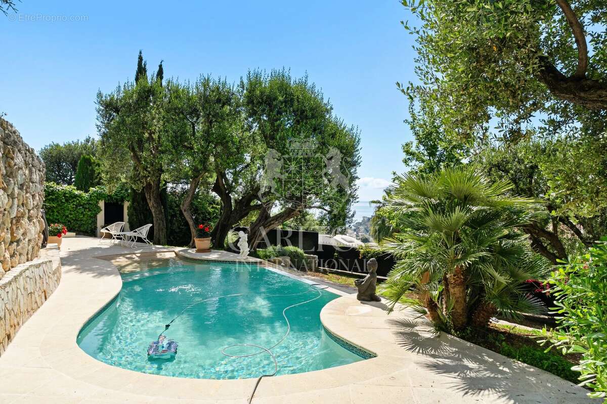 Maison à ROQUEBRUNE-CAP-MARTIN
