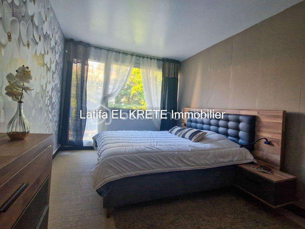 Maison à CHENNEVIERES-SUR-MARNE