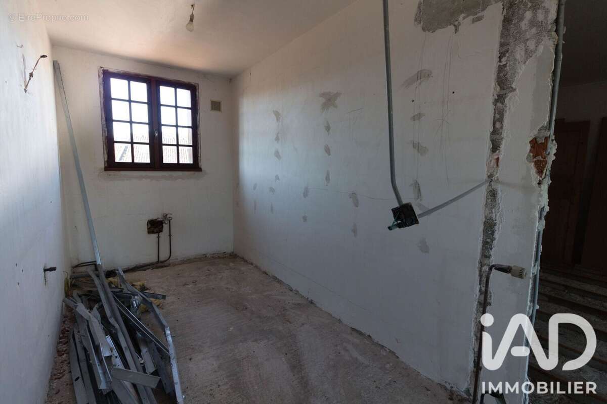 Maison 200 m² à Sauviat-Sur-Vige  - photo 6