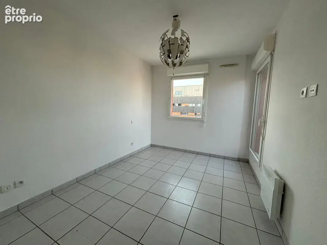 Pau: Appartement d'exception à vendre en dernier étage— Vue panoramique Pyrénées, terrasse 20 m² et piscine dans la résidence - photo 14