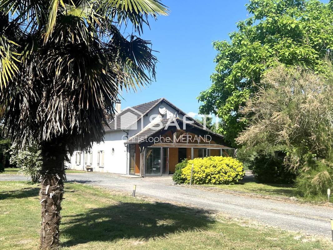 Photo 1 - Maison à LES ORMES
