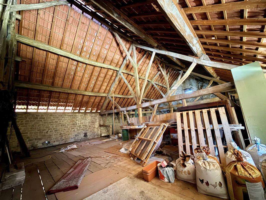 Maison avec grange et terrain constructible - photo 6