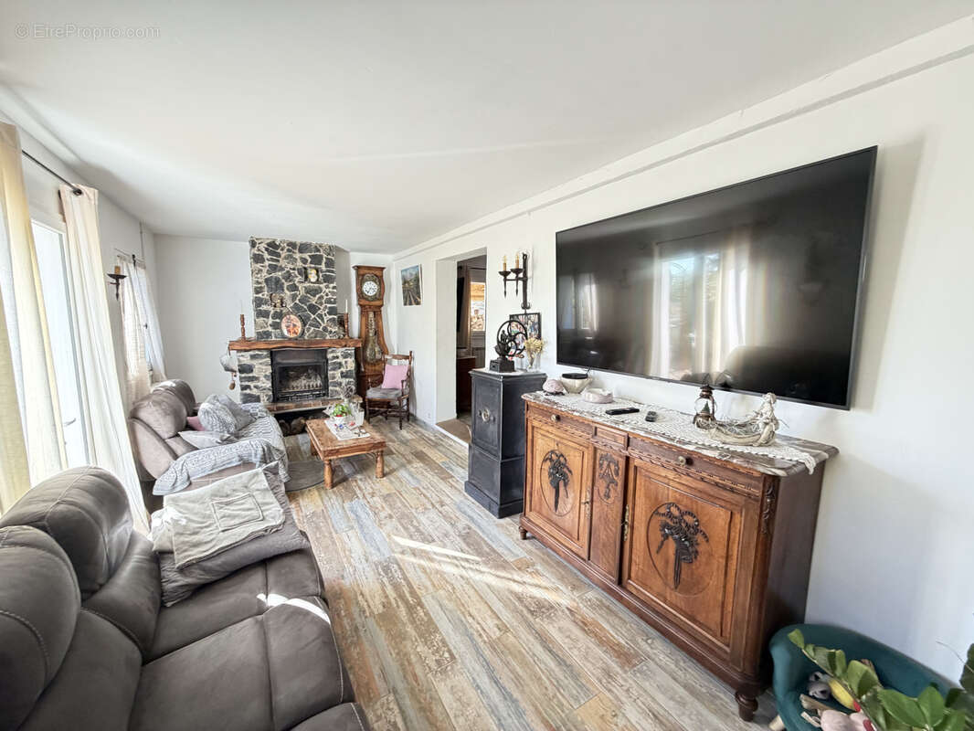 Maison à MOISSAC-BELLEVUE