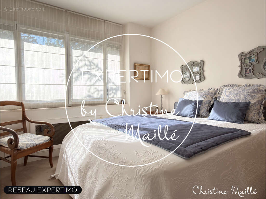 Appartement à VERSAILLES
