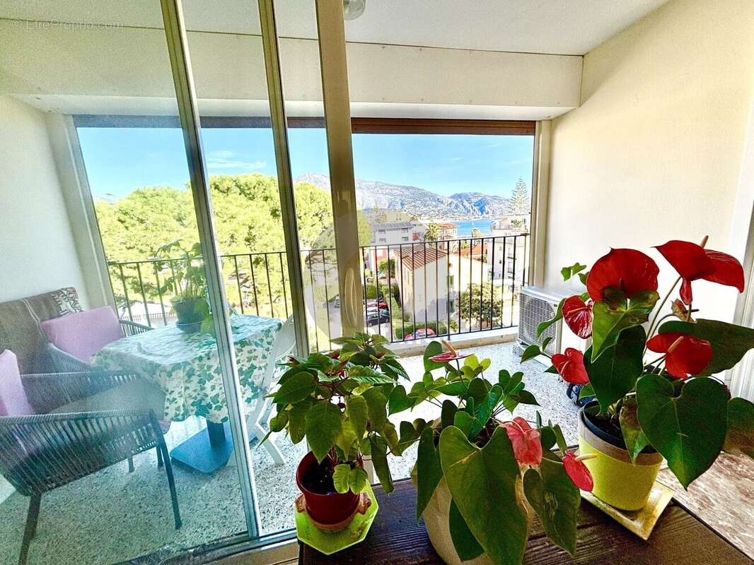 Appartement à ROQUEBRUNE-CAP-MARTIN