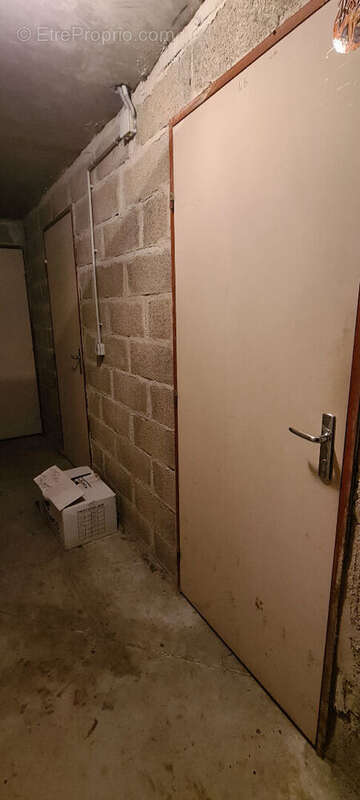 Montpellier Arceaux  appartement T2/T3 de 54m² avec caves et parking - photo 12