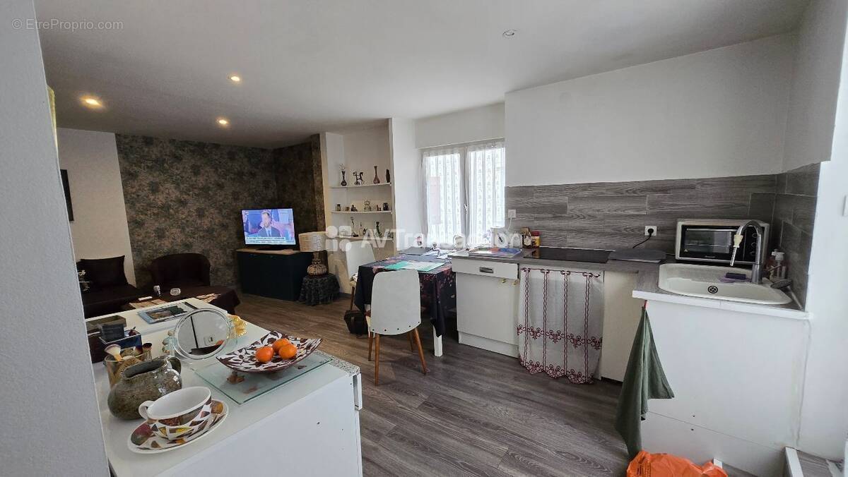 Appartement à GRAY