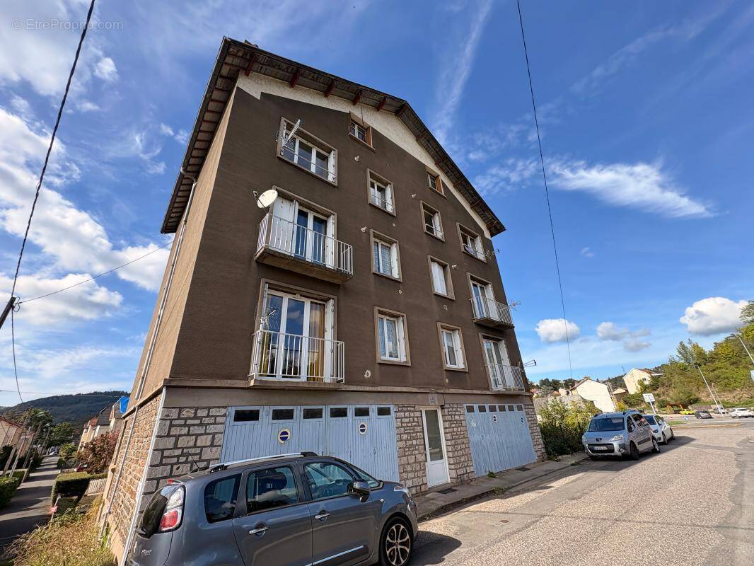 Appartement à DECAZEVILLE