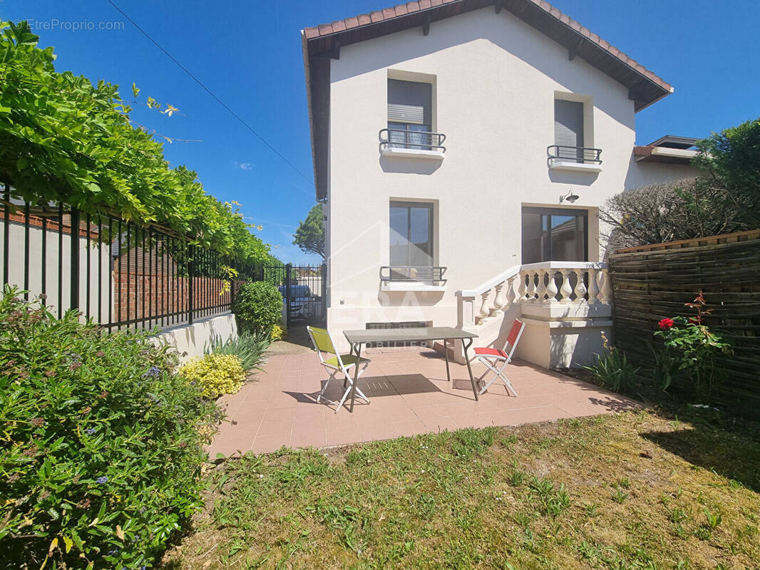 Appartement à NEUILLY-SUR-MARNE