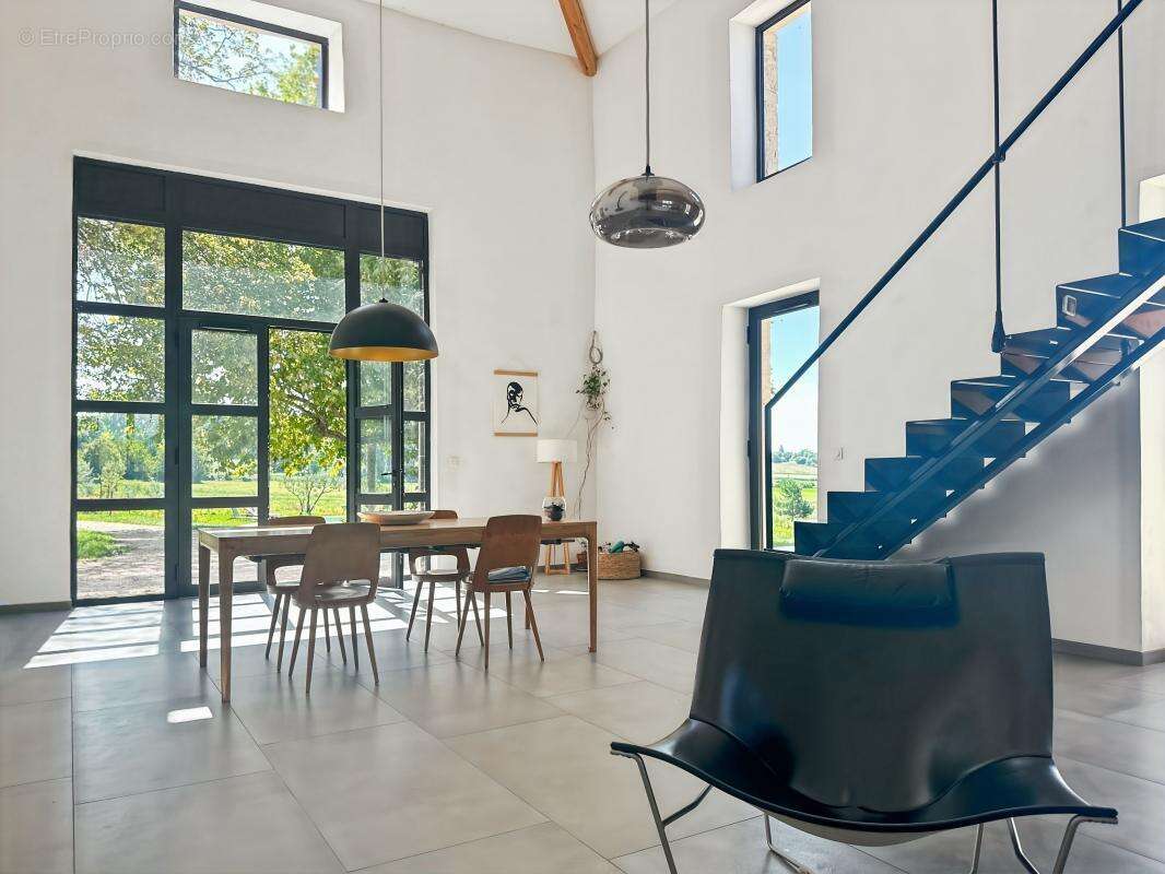 Maison à LA BAUME-CORNILLANE