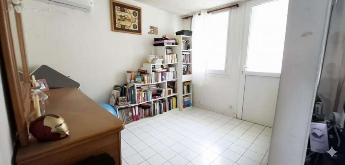 Appartement à BAIE-MAHAULT