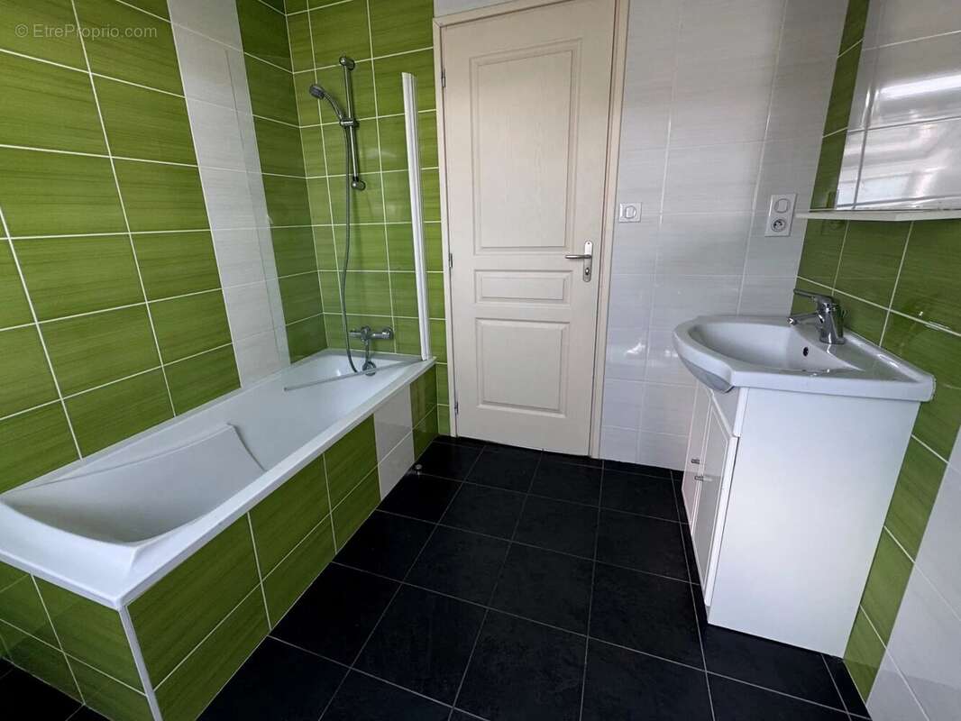 Maison à LARMOR-BADEN