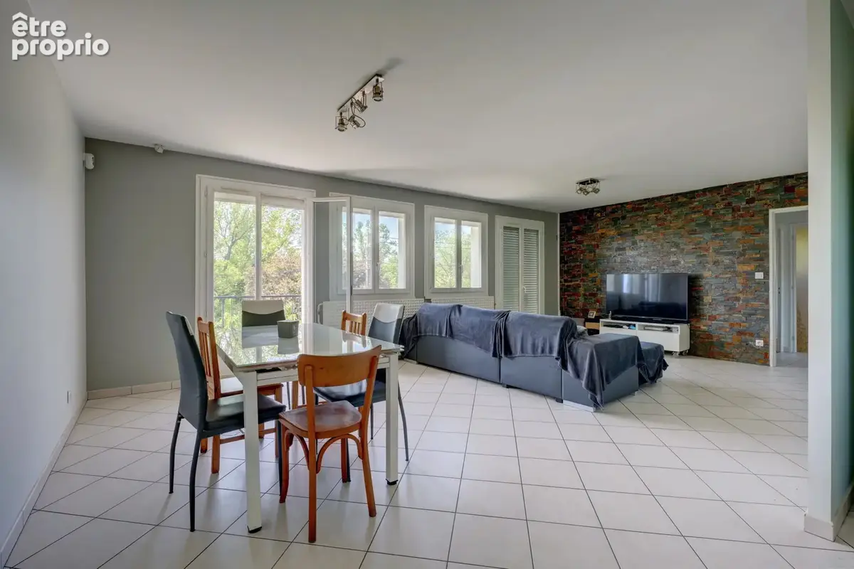 Maison avec piscine - St Genis les Ollières - photo 4