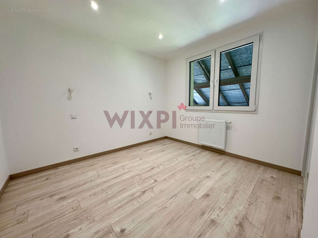 Appartement à SALINS-LES-THERMES