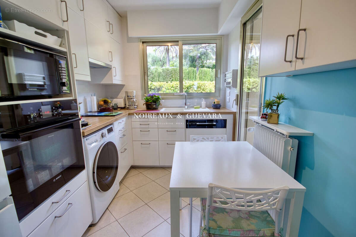 Appartement à LE CANNET