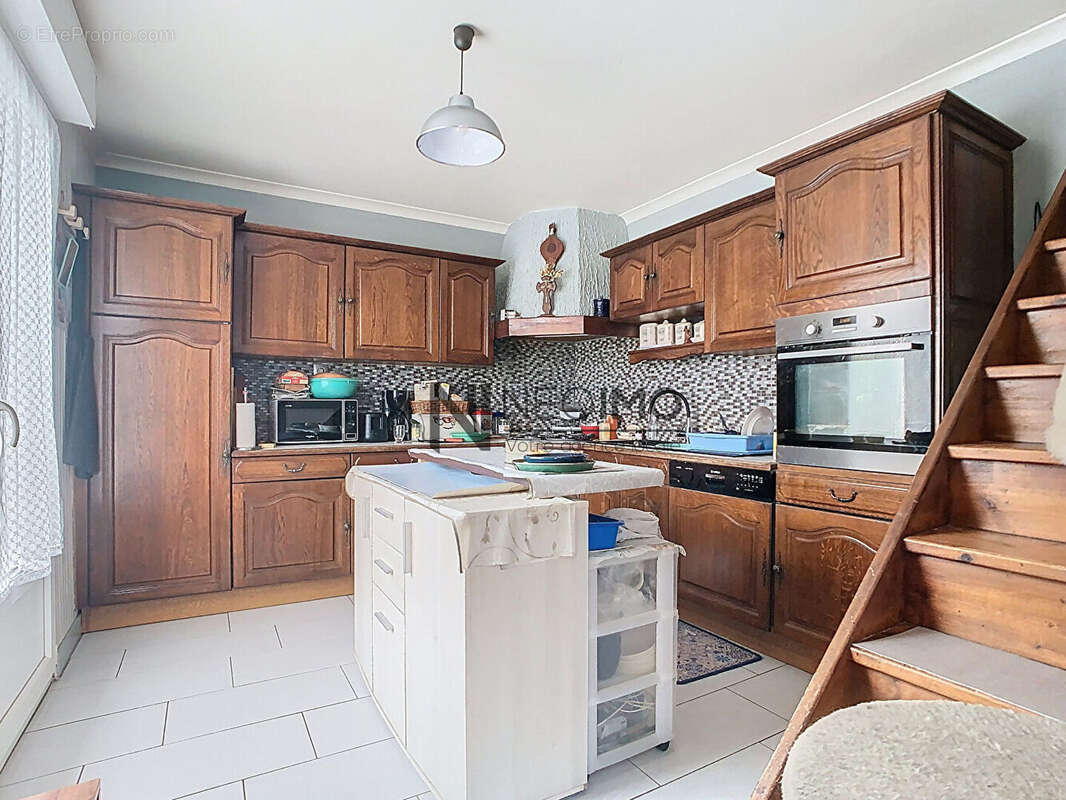 Maison à GIRONCOURT-SUR-VRAINE