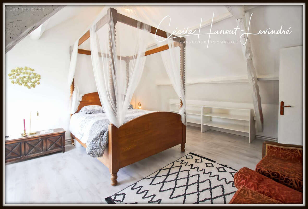 Maison à SAINT-AUBIN-DES-PREAUX