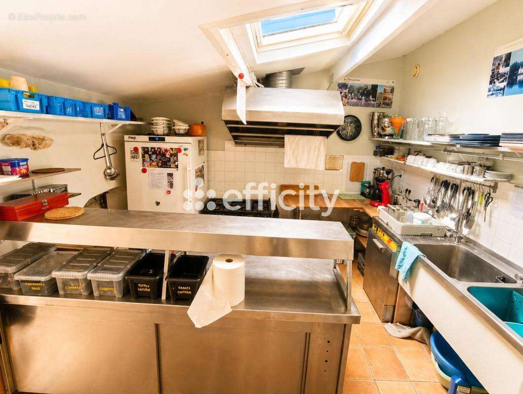 Maison 280 m² à Exireuil  - photo 15