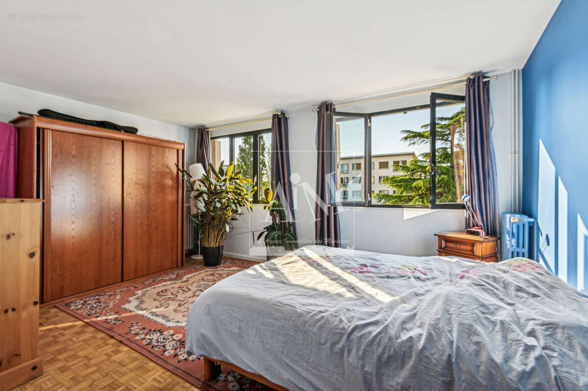 Appartement à NANTERRE