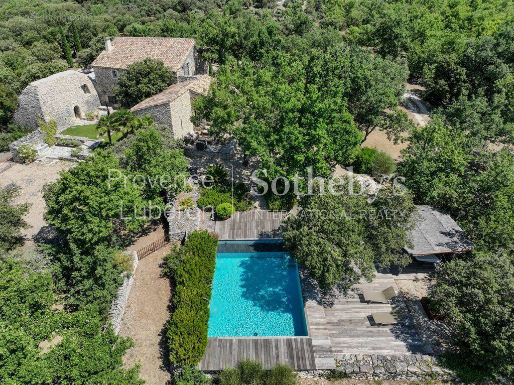 Maison à GORDES