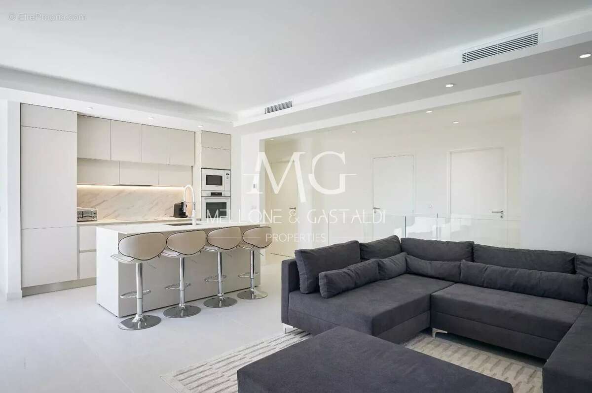 Maison à MOUGINS