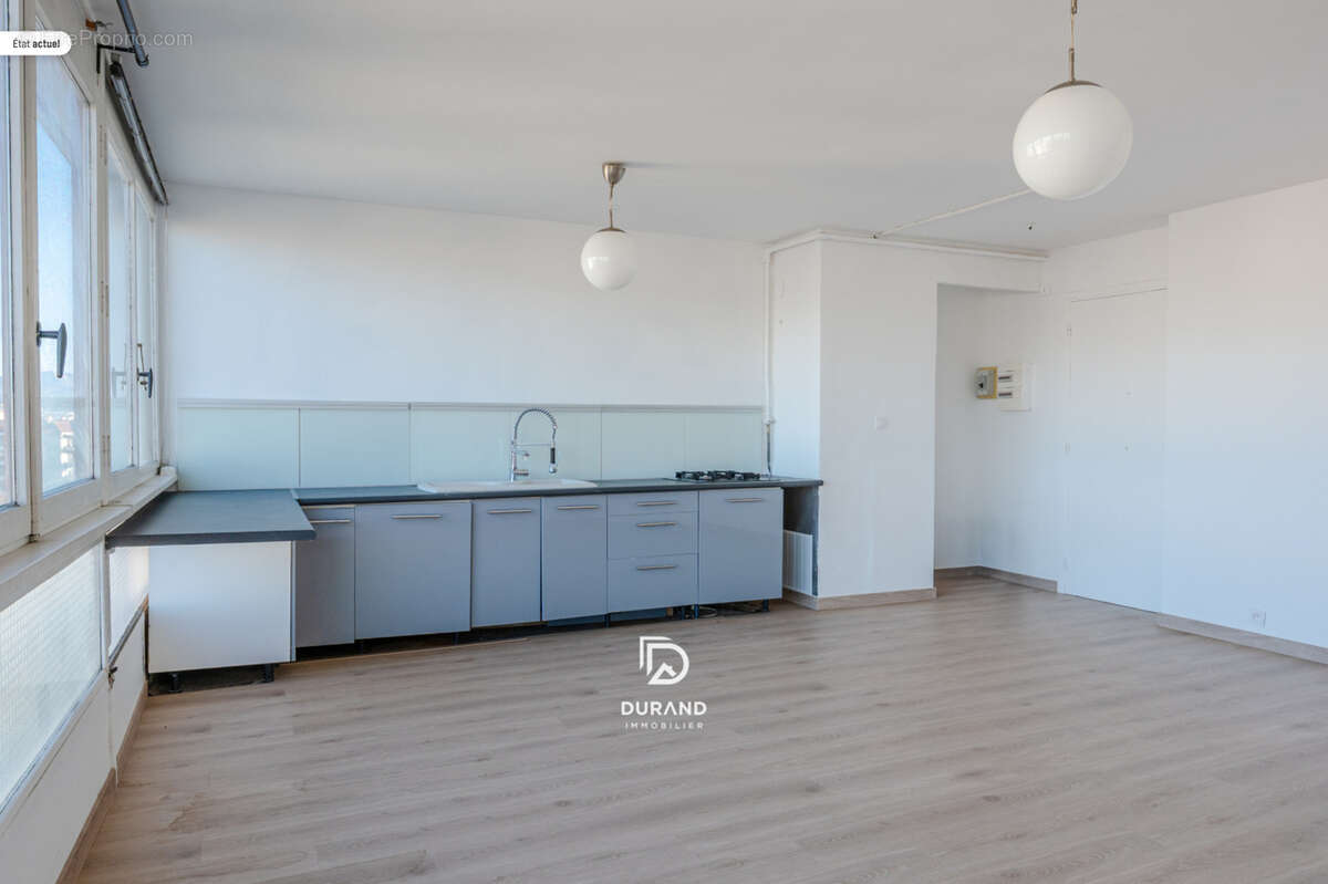 Appartement à MARSEILLE-8E