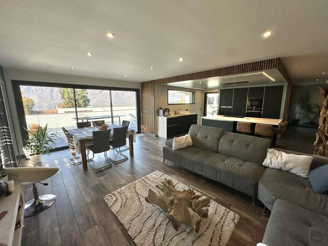 Maison à AIX-LES-BAINS