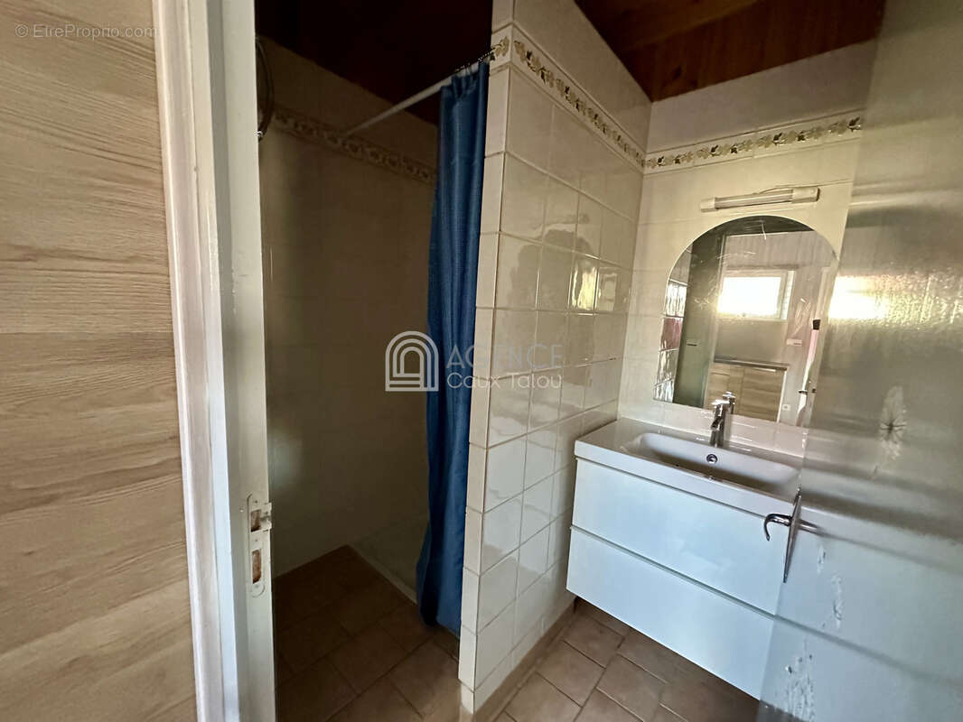 Bien atypique avec habitation et bâtiment agricole sur 2,07 hectares   PREUSEVILLE - photo 9