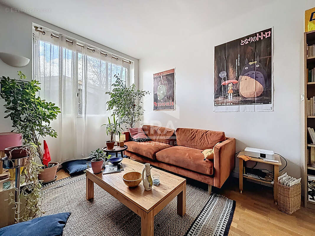Appartement à PARIS-12E