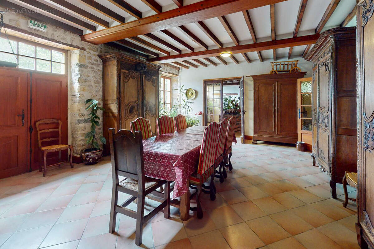 Maison à LA FOLIE
