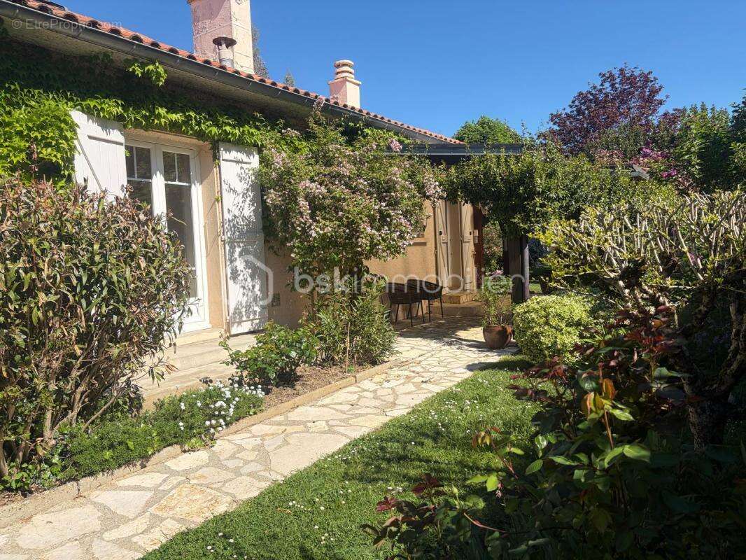 Maison à LABEGE