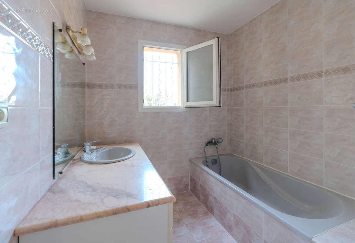 Maison à MARSEILLE-8E