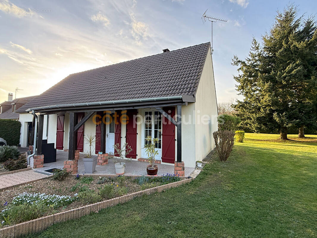 Maison à LA BONNEVILLE-SUR-ITON