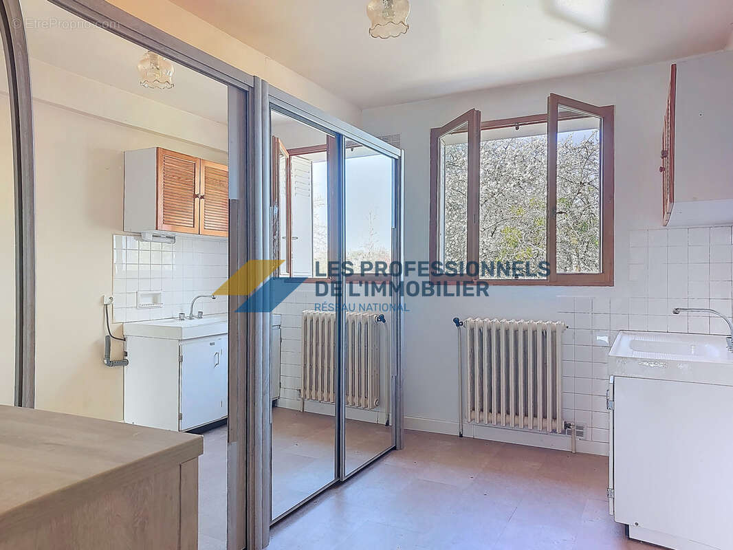 Maison à SAINT-GERMAIN-DES-PRES