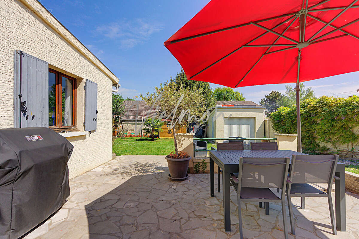 Maison à MAREIL-MARLY