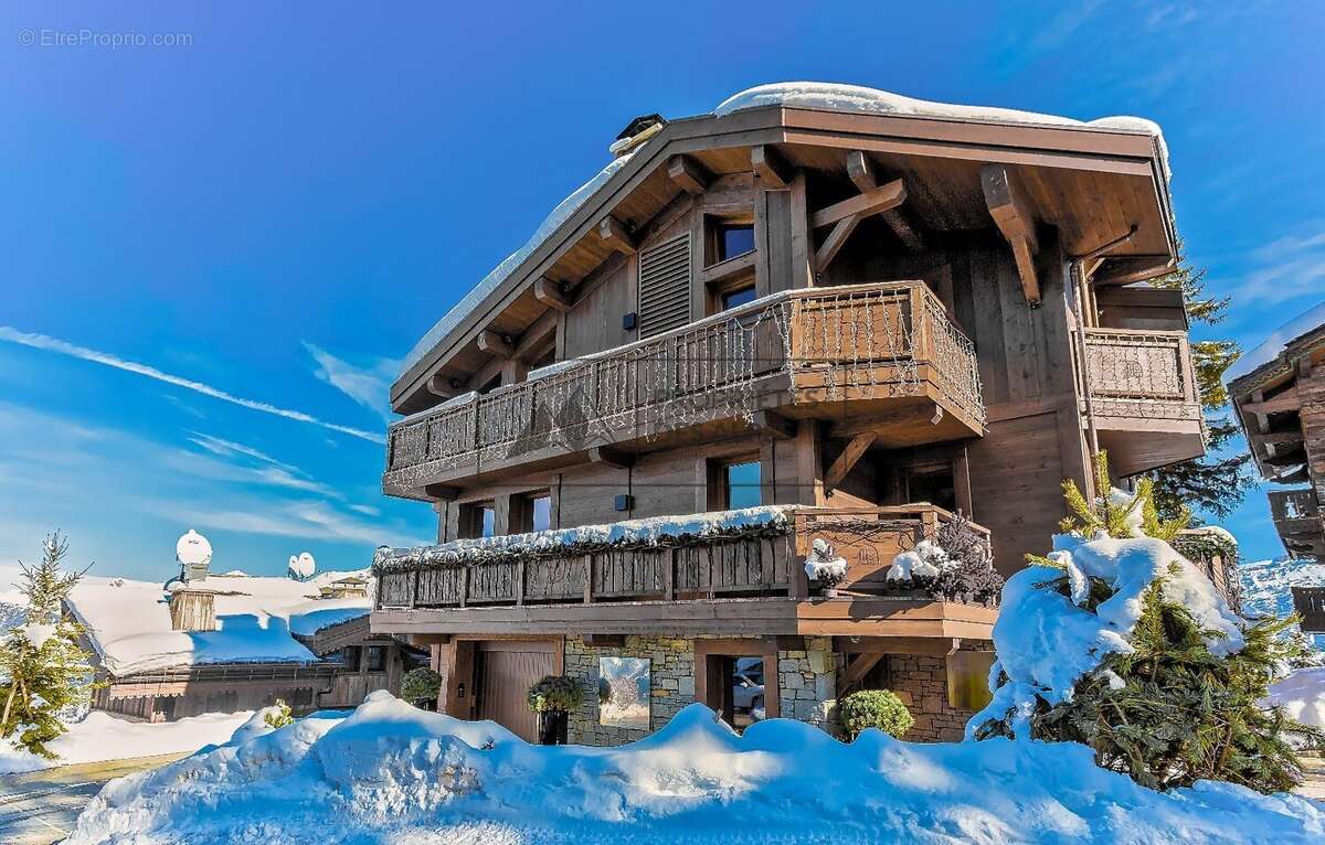 Maison à LA PERRIERE