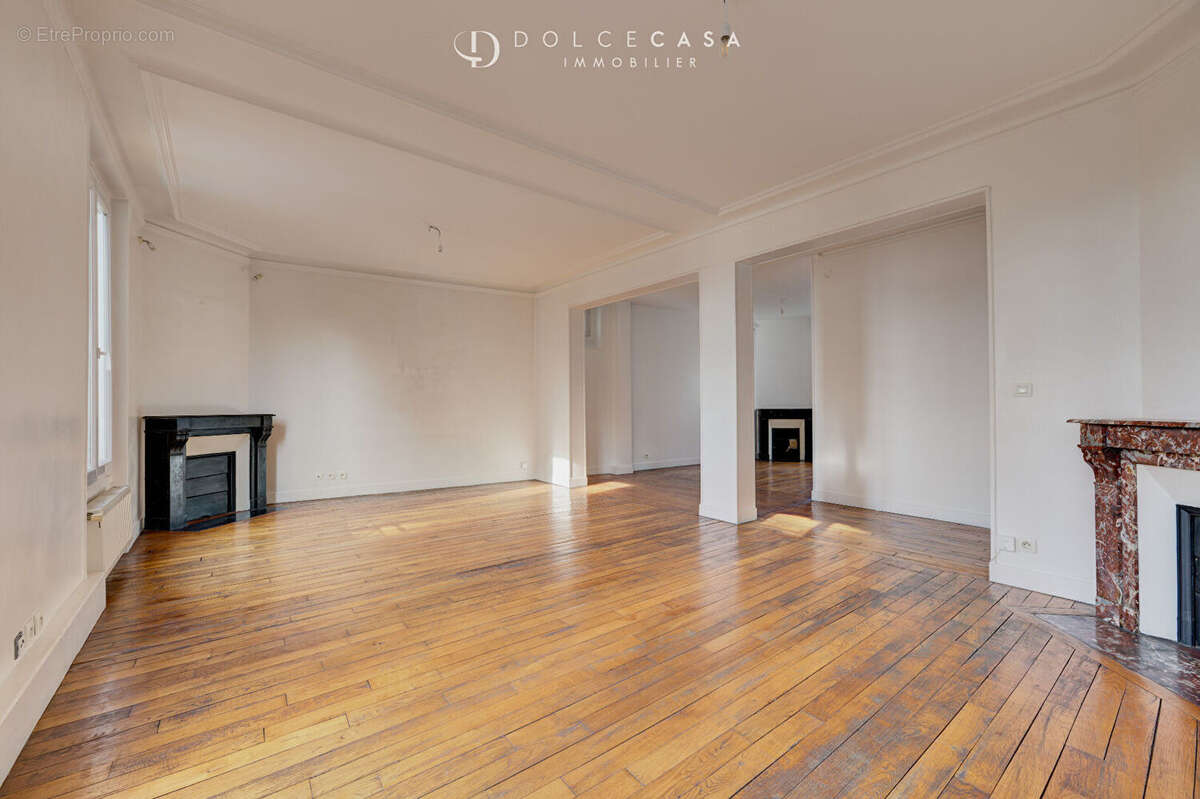 Appartement à FONTENAY-SOUS-BOIS