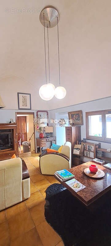 Maison en pierre de 104,65 m2 sur terrain attenant de 9420m2 - photo 15