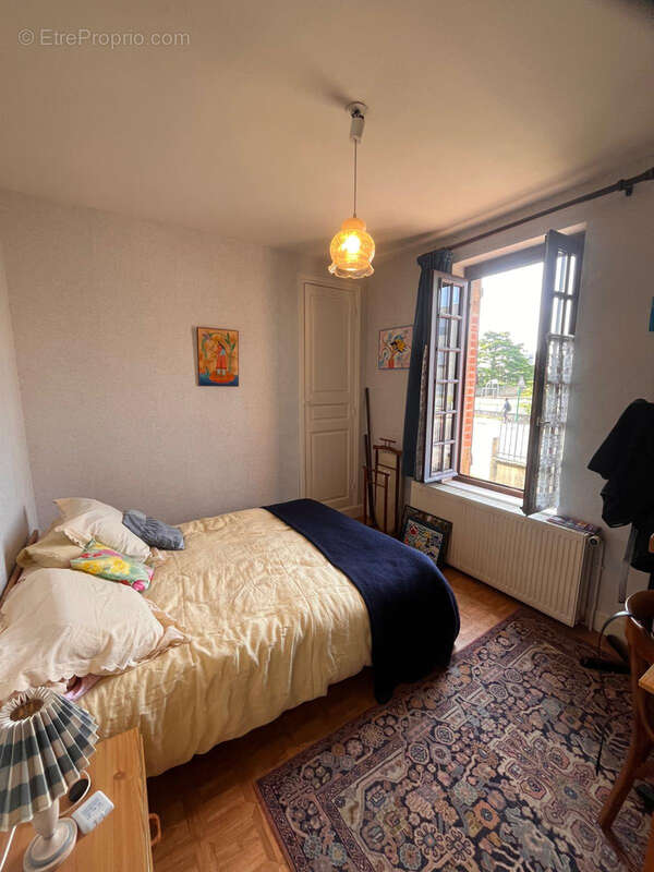 Maison à YZEURE