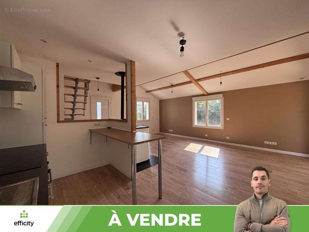 Maison à ROUILLE