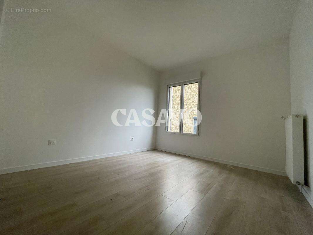 Appartement à LA QUEUE-EN-BRIE