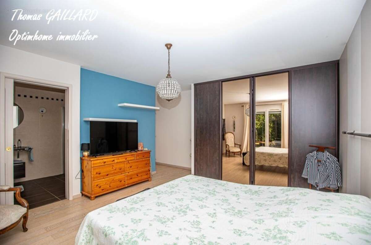 Maison de plain-pied 4 chambres - 184 m2 - photo 11