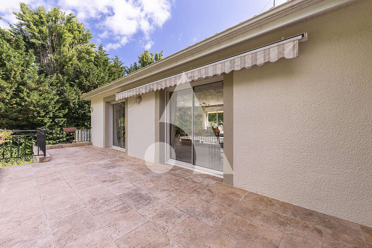 Maison à SAINT-DENIS-DE-PILE