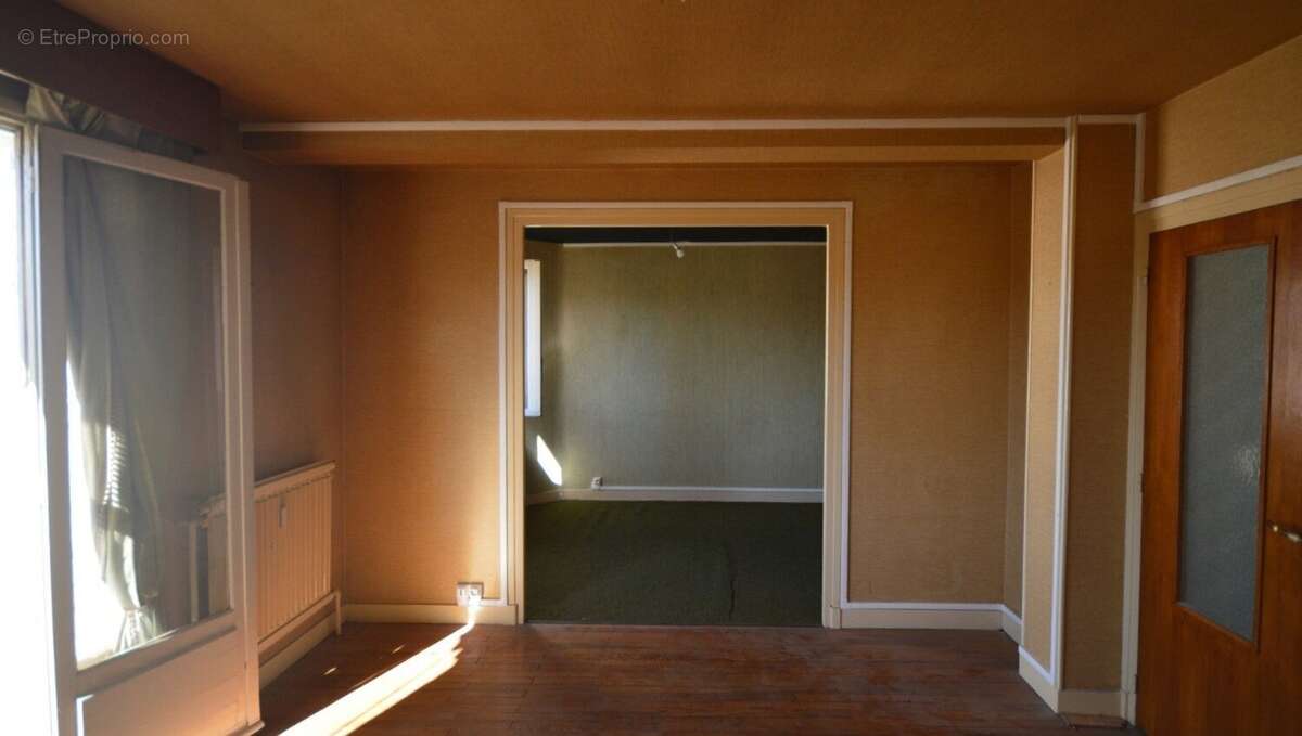 À VENDRE  Appartement T3 à rénover - photo 3
