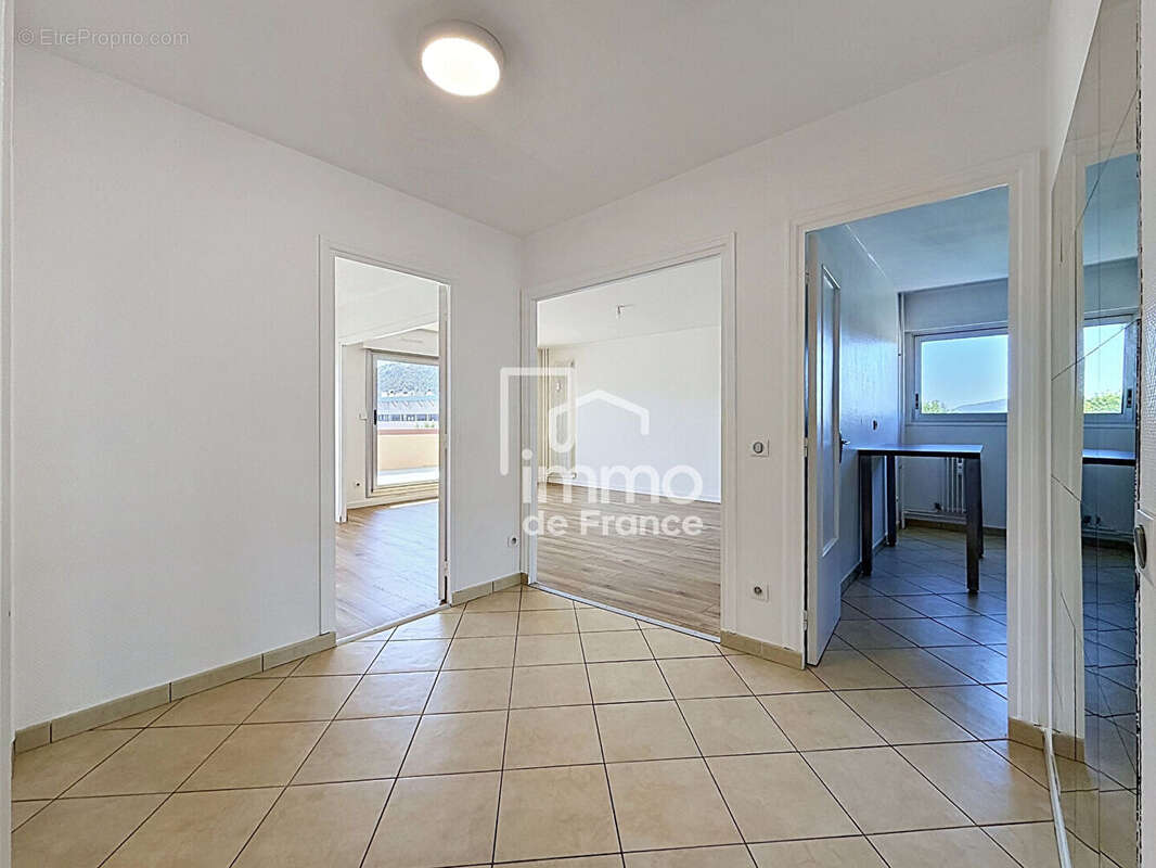 Appartement à OYONNAX