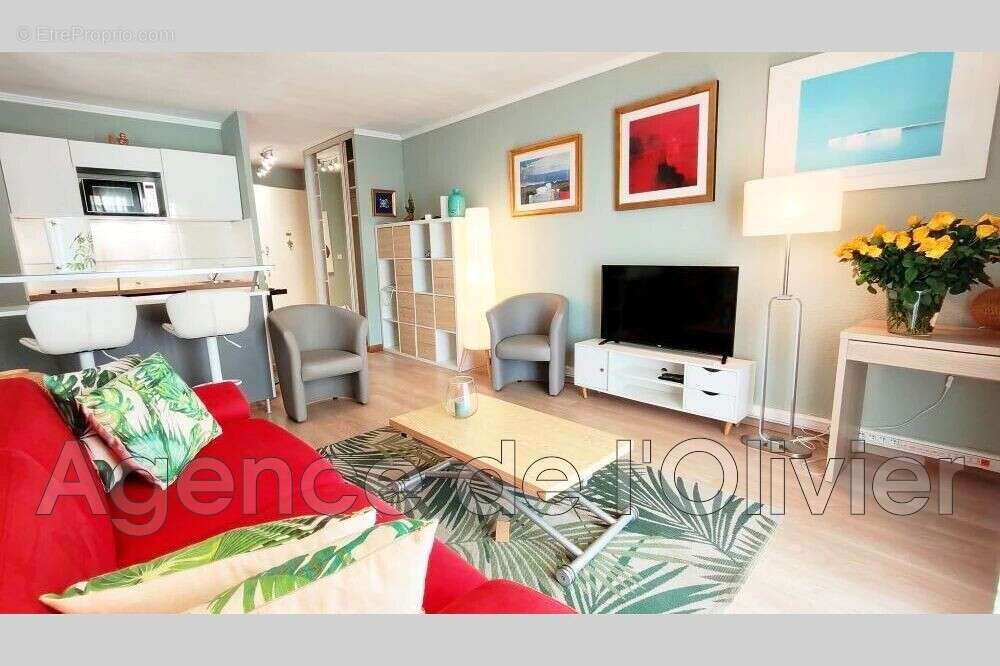 Appartement à VALBONNE